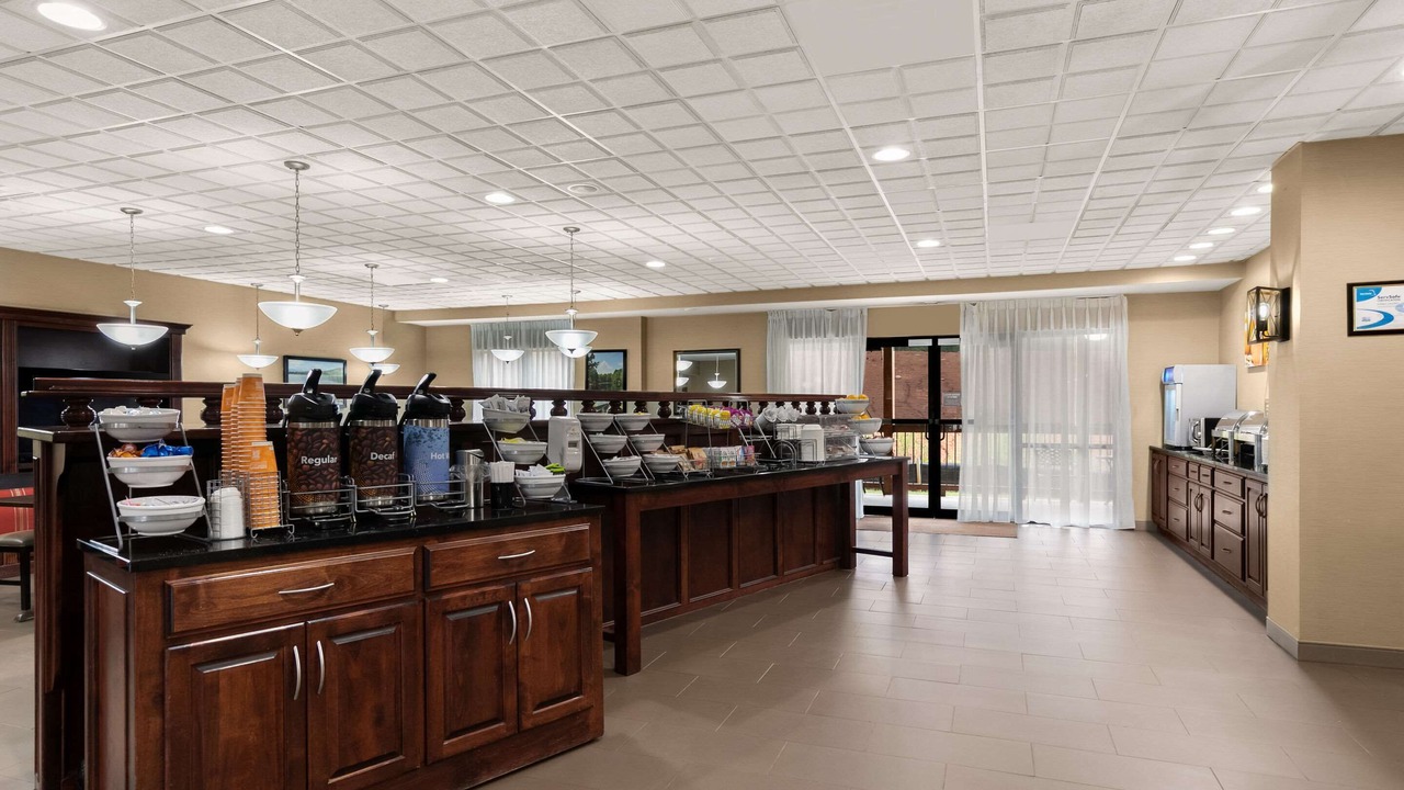 Photo of Others in Commerce