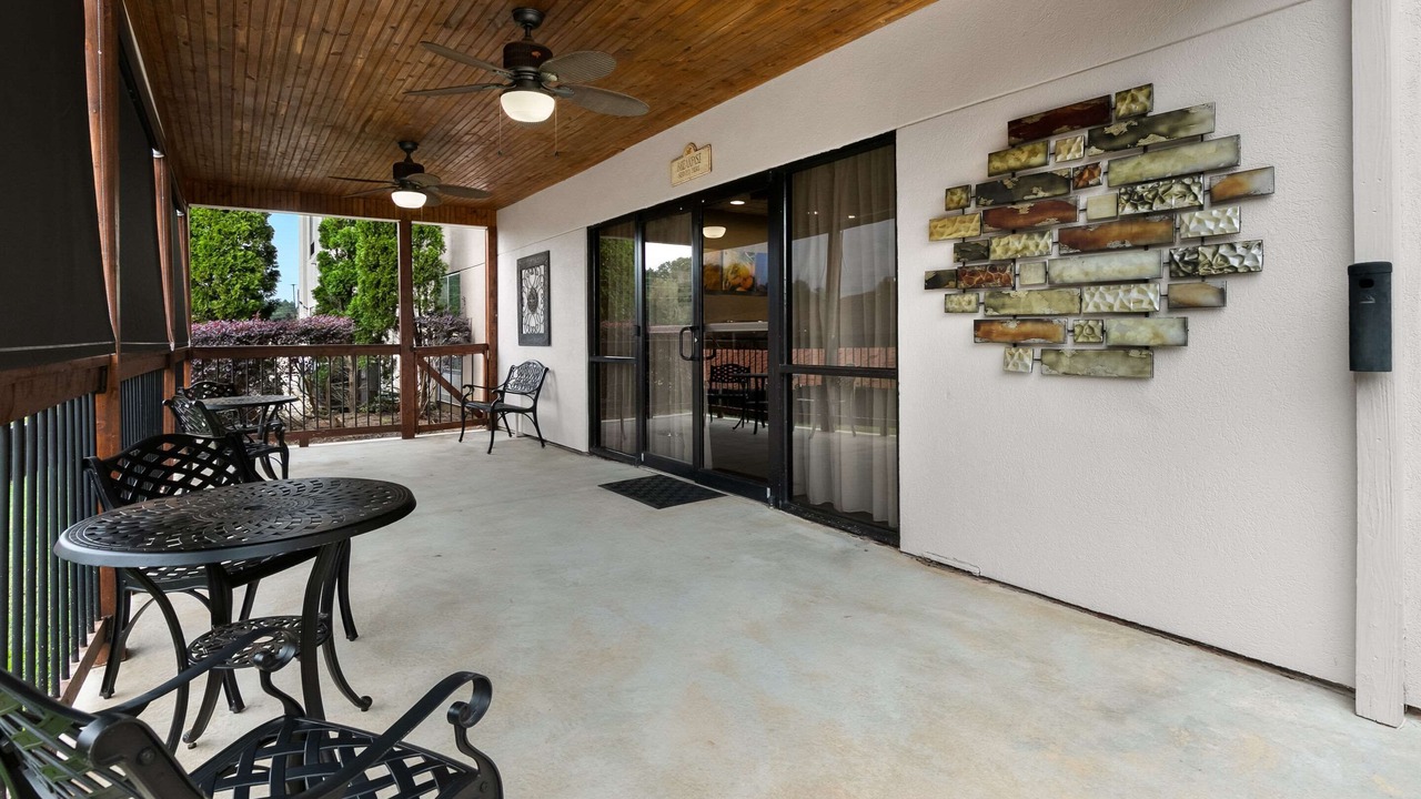 Photo of Others in Commerce