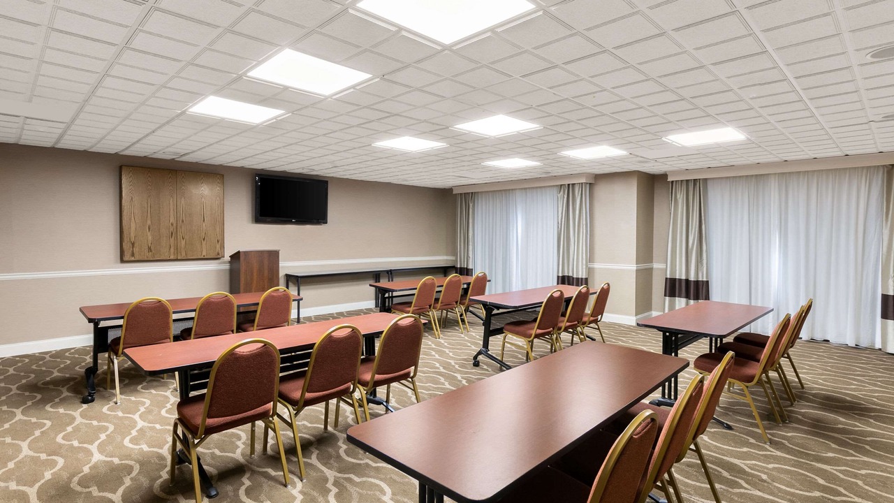 Photo of Others in Commerce