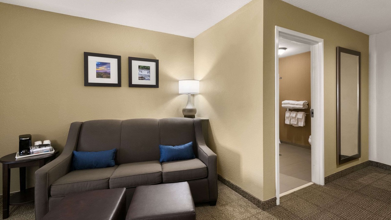 Photo of Others in Commerce