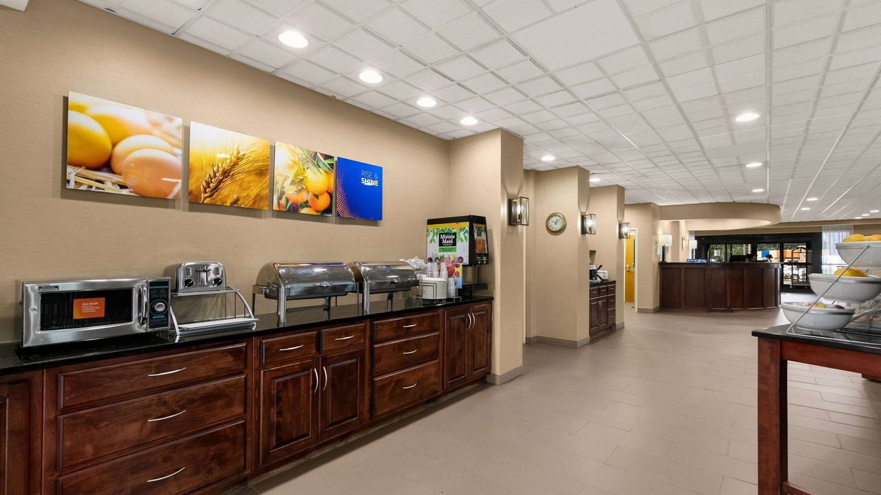 Photo of Others in Commerce