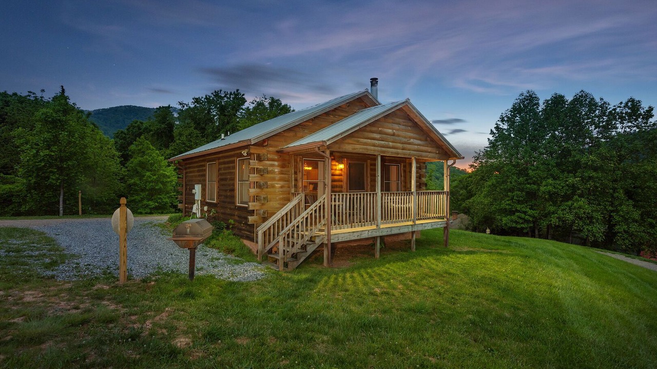 Photo of Outdoor in Candler