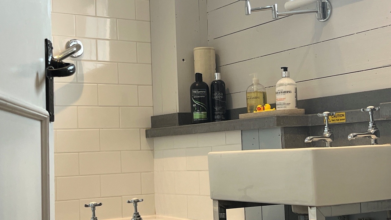 Photo of Bathroom in Wye