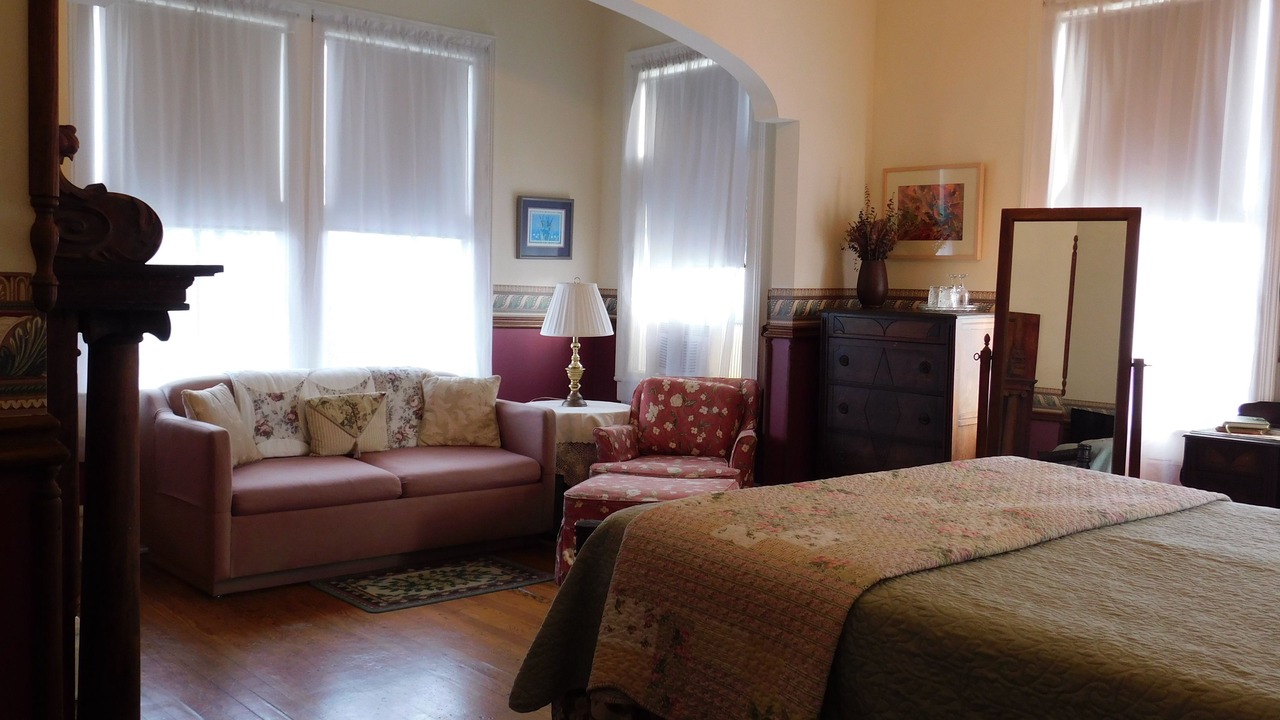 Photo of Bedroom in Downtown