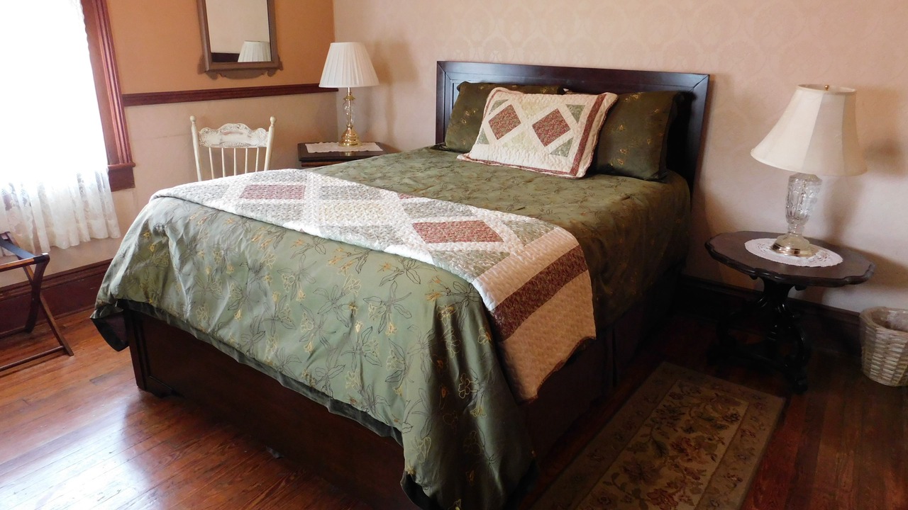 Photo of Bedroom in Downtown