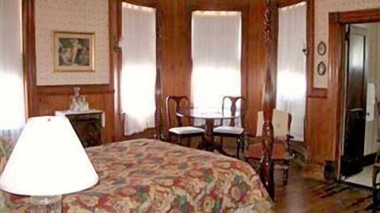 Photo of Bedroom in Downtown