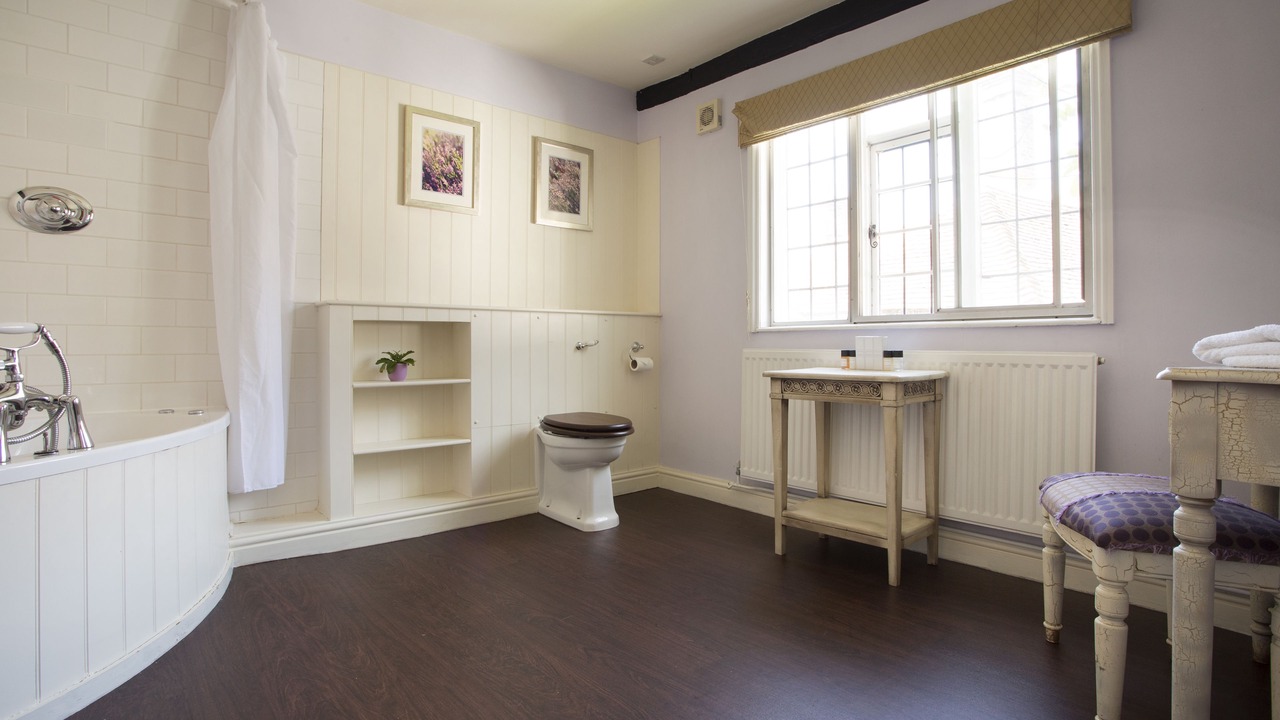 Photo of Bathroom in Cranbrook