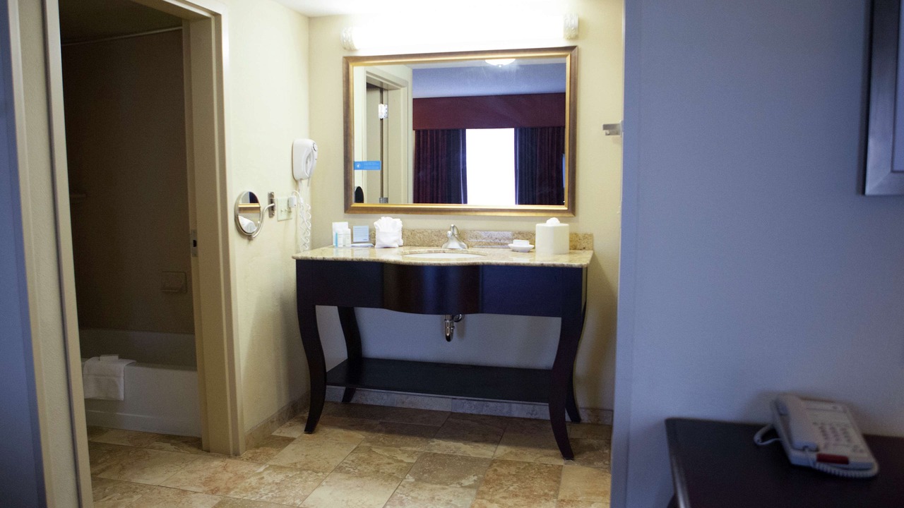 Photo of Bathroom in Webster Crossing