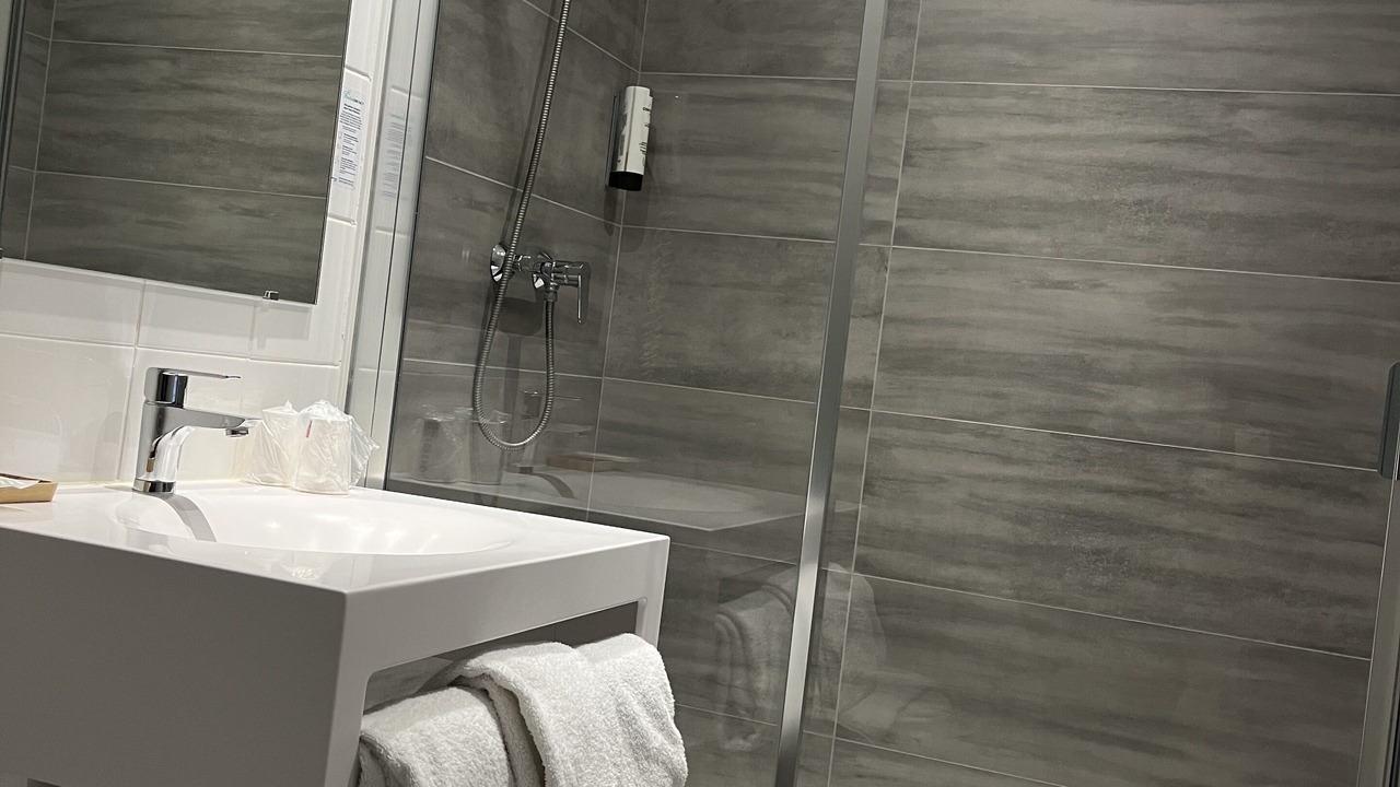 Photo of Bathroom in Troyes