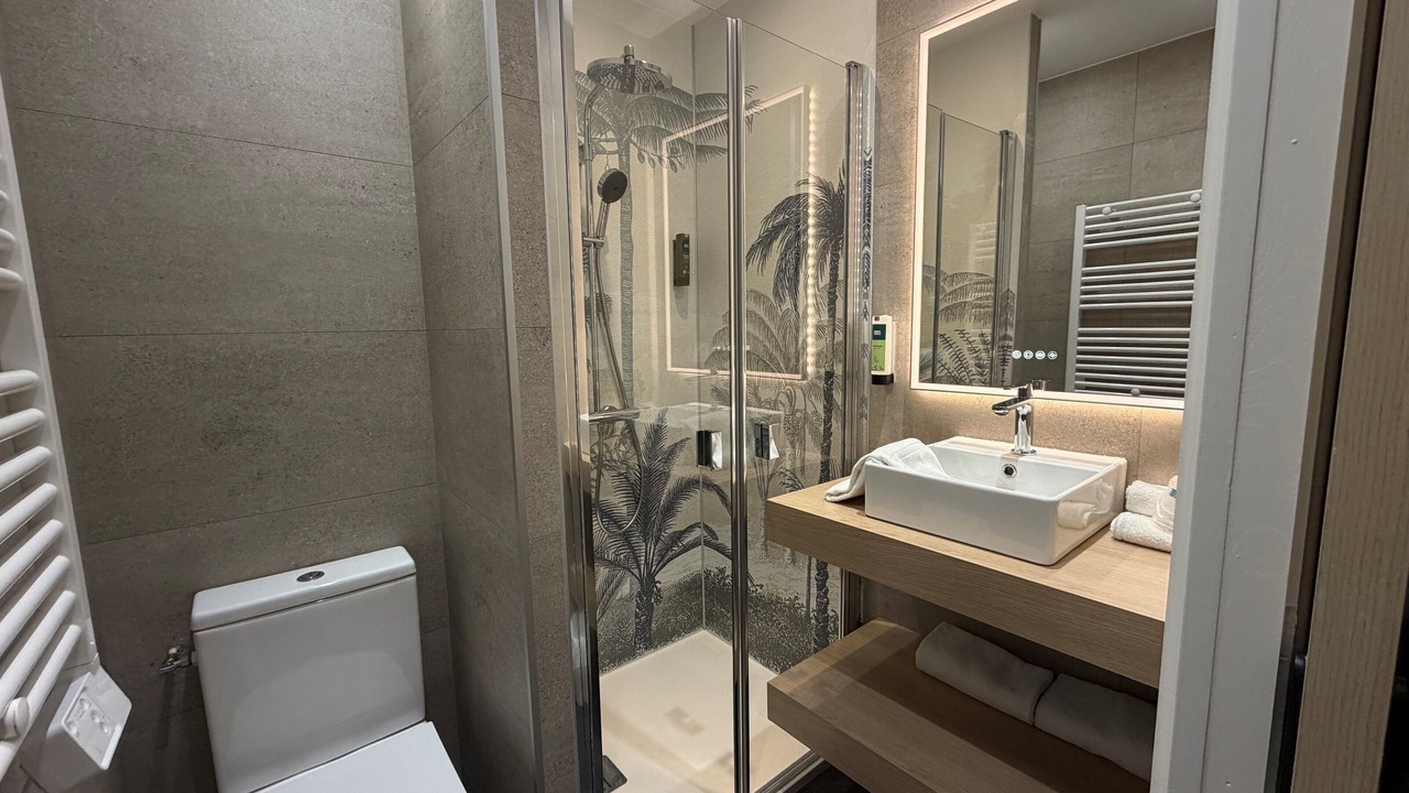 Photo of Bathroom in Lannion