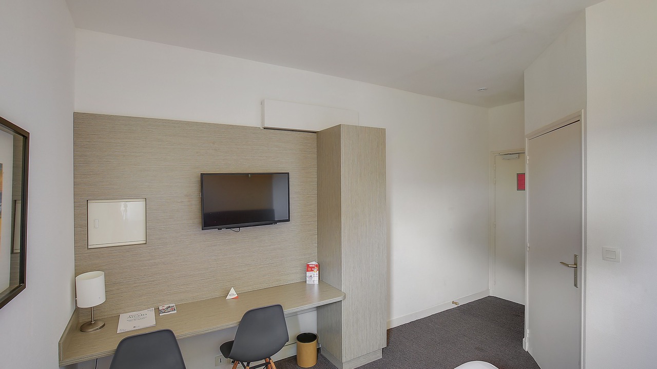 Photo of Bedroom in Lannion