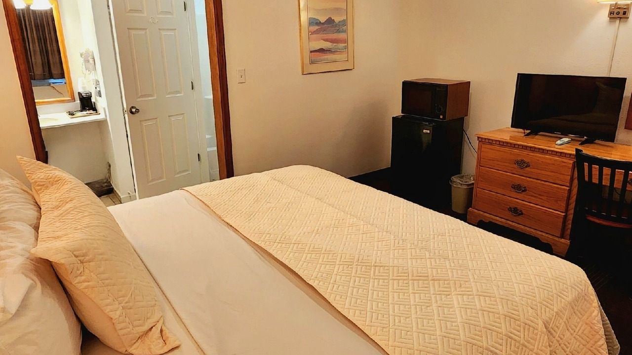 Photo of Bedroom in Manitou Springs