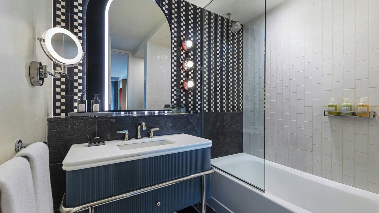 Photo of Others in Hoboken