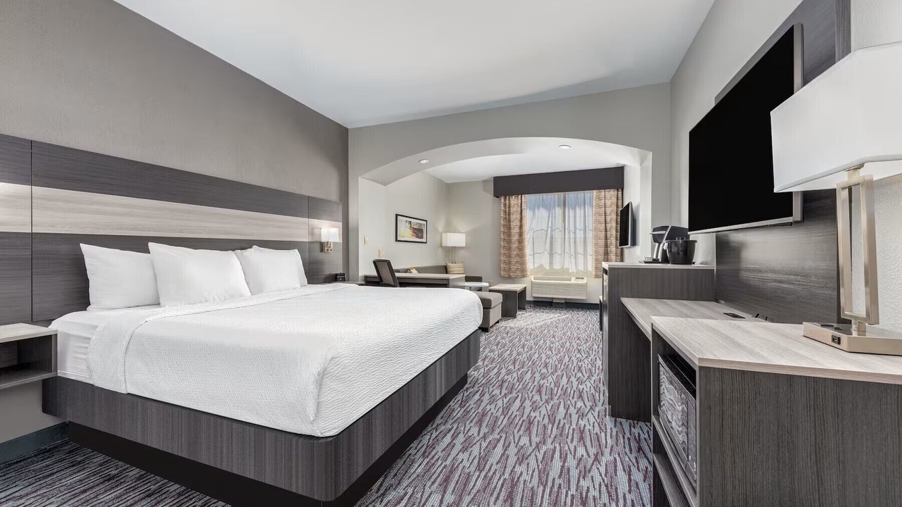 Photo of Bedroom in Allen