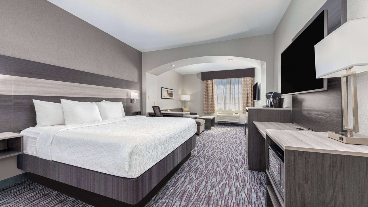 Photo of Bedroom in Allen