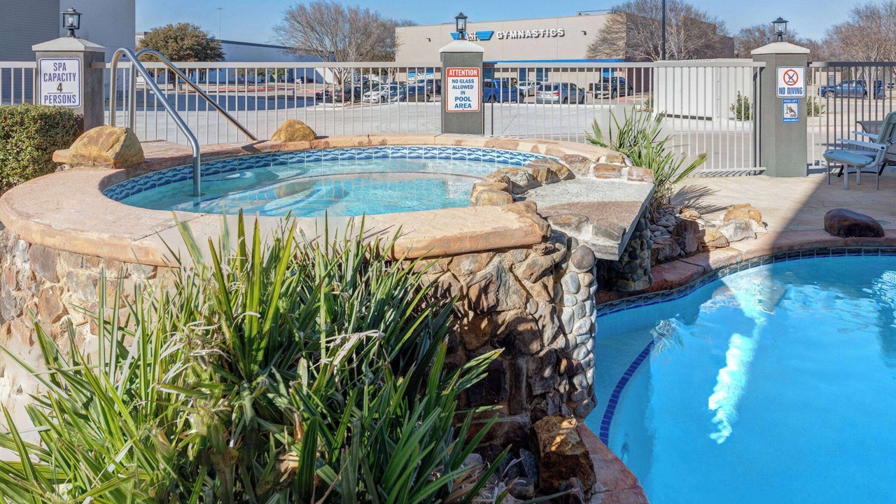 Photo of Outdoor in Allen
