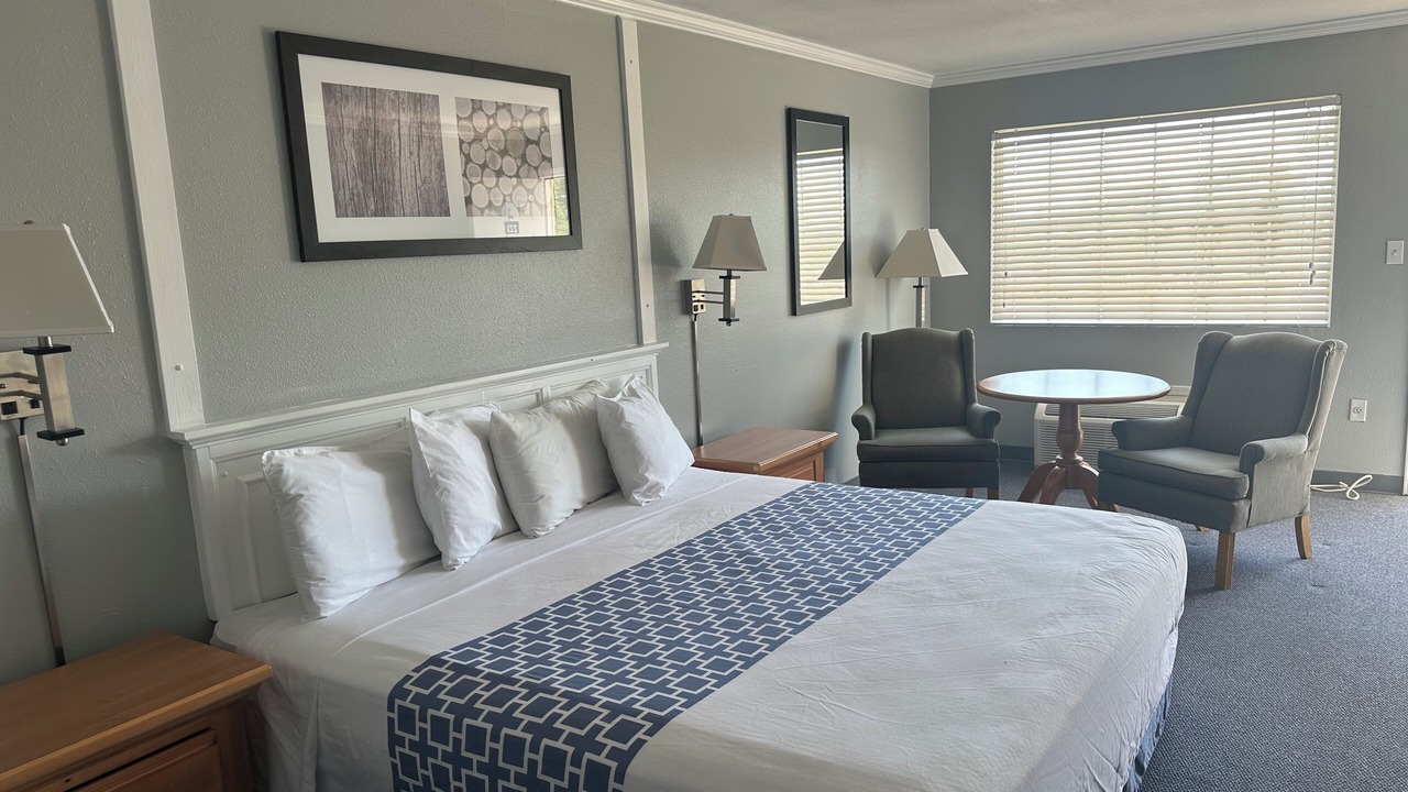 Photo of Bedroom in Eureka Springs