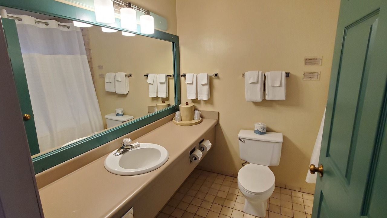 Photo of Bathroom in Nappanee