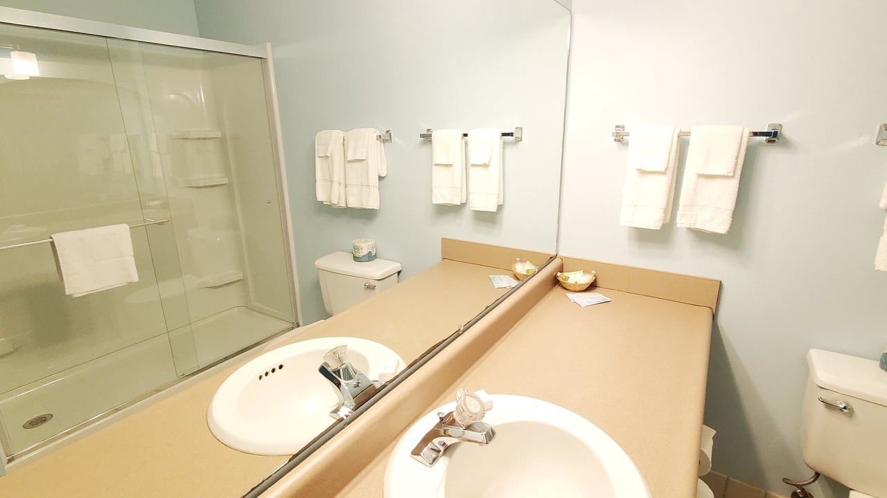 Photo of Bathroom in Nappanee