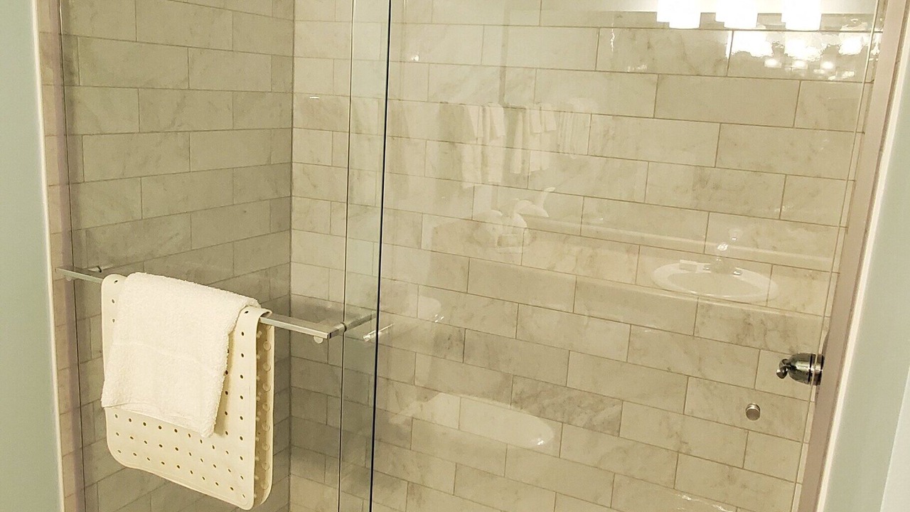 Photo of Bathroom in Nappanee