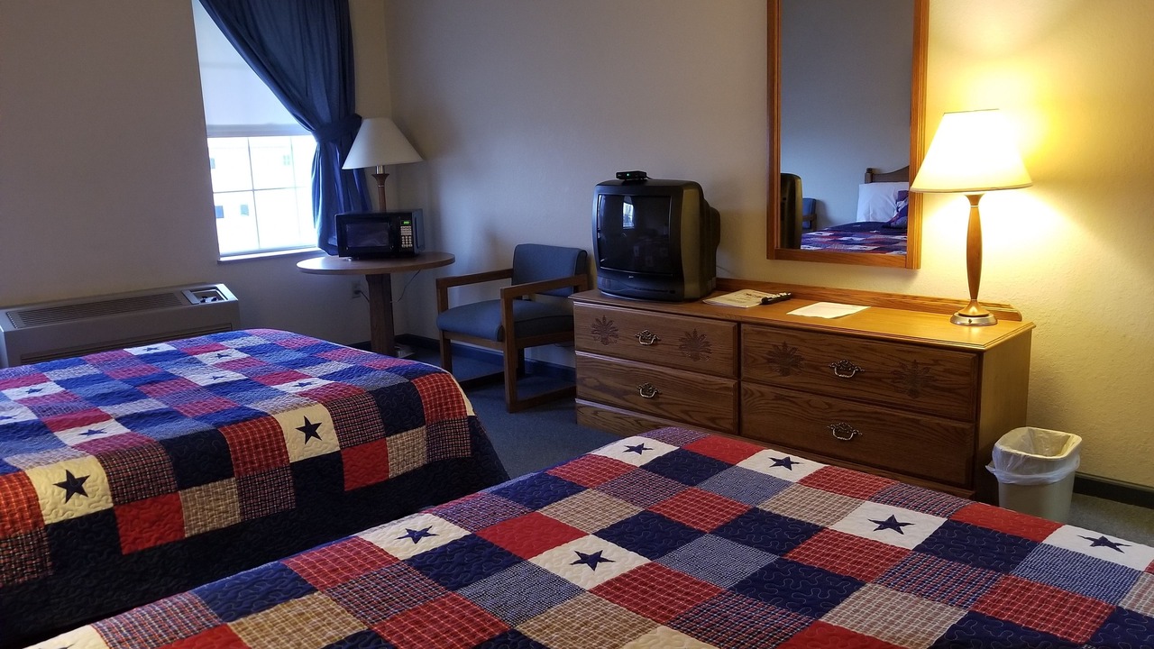Photo of Bedroom in Nappanee