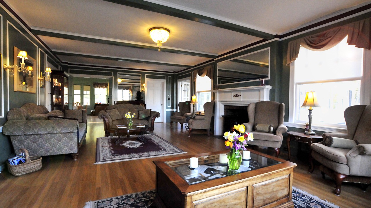 Photo of Others in Dexter