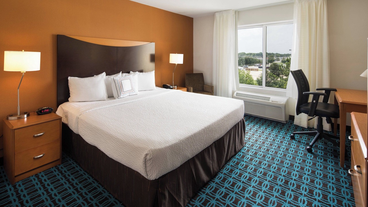 Photo of Bedroom in Conway