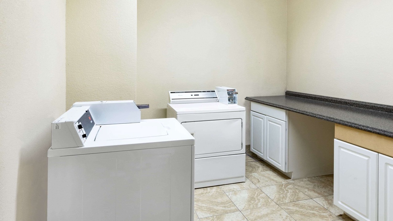 Photo of Bedroom in Garland