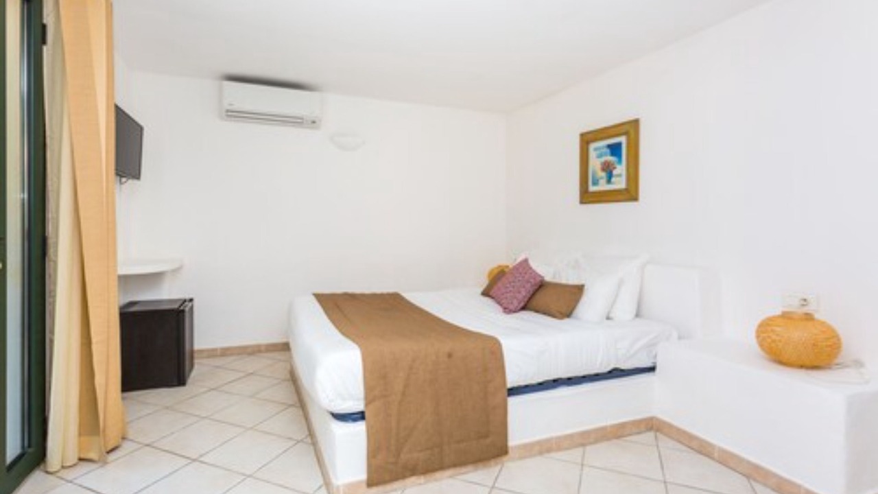 Photo of Bedroom in Pinarellu