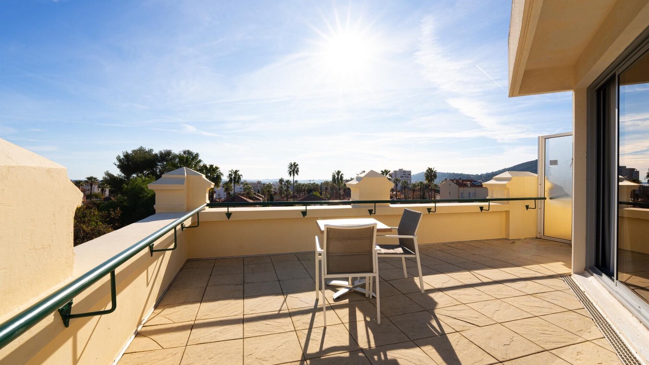 Photo of Outdoor in Hyeres City Centre