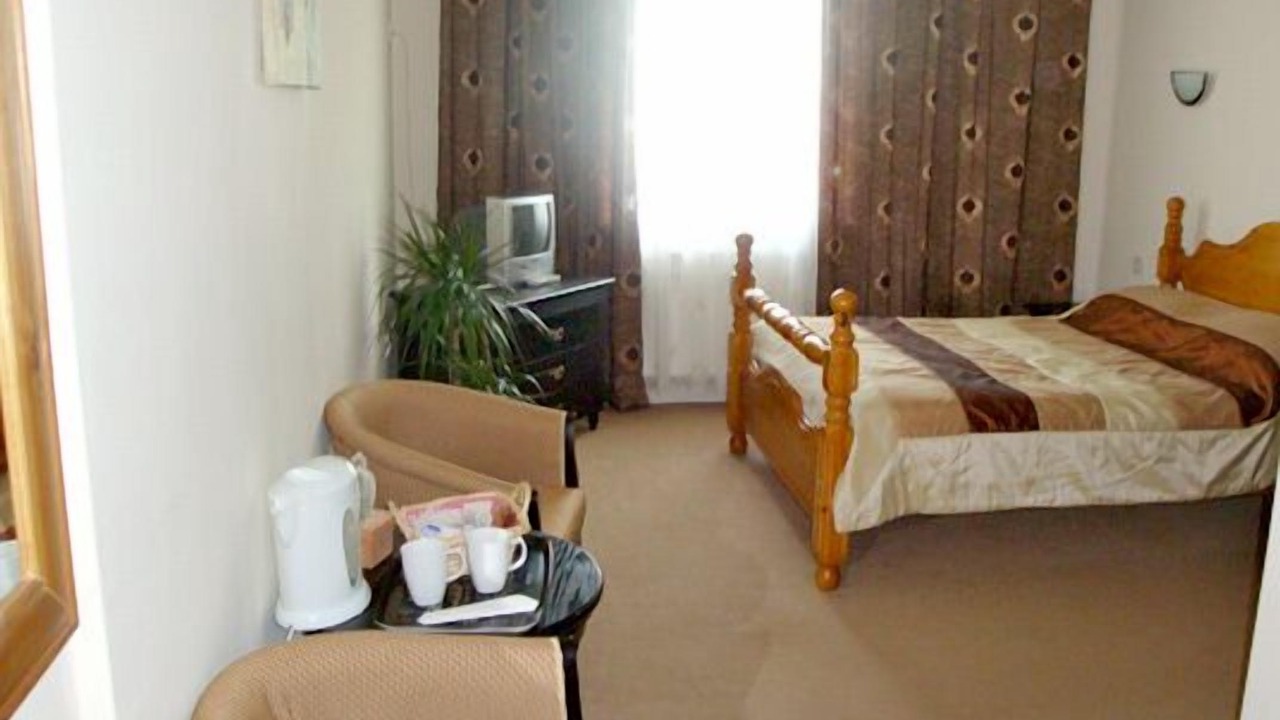 Photo of Bedroom in Takeley Street