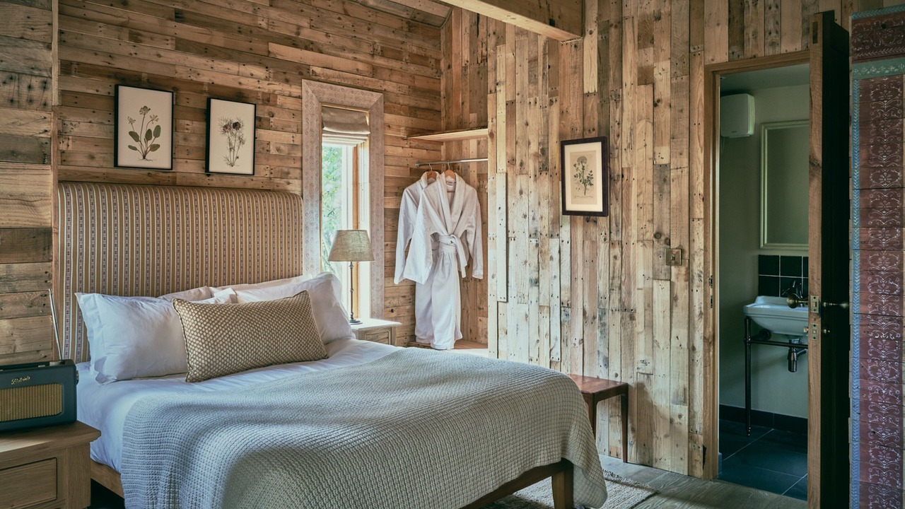 Photo of Bedroom in Ashbourne