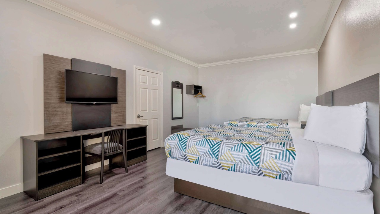 Photo of Bedroom in South Gate
