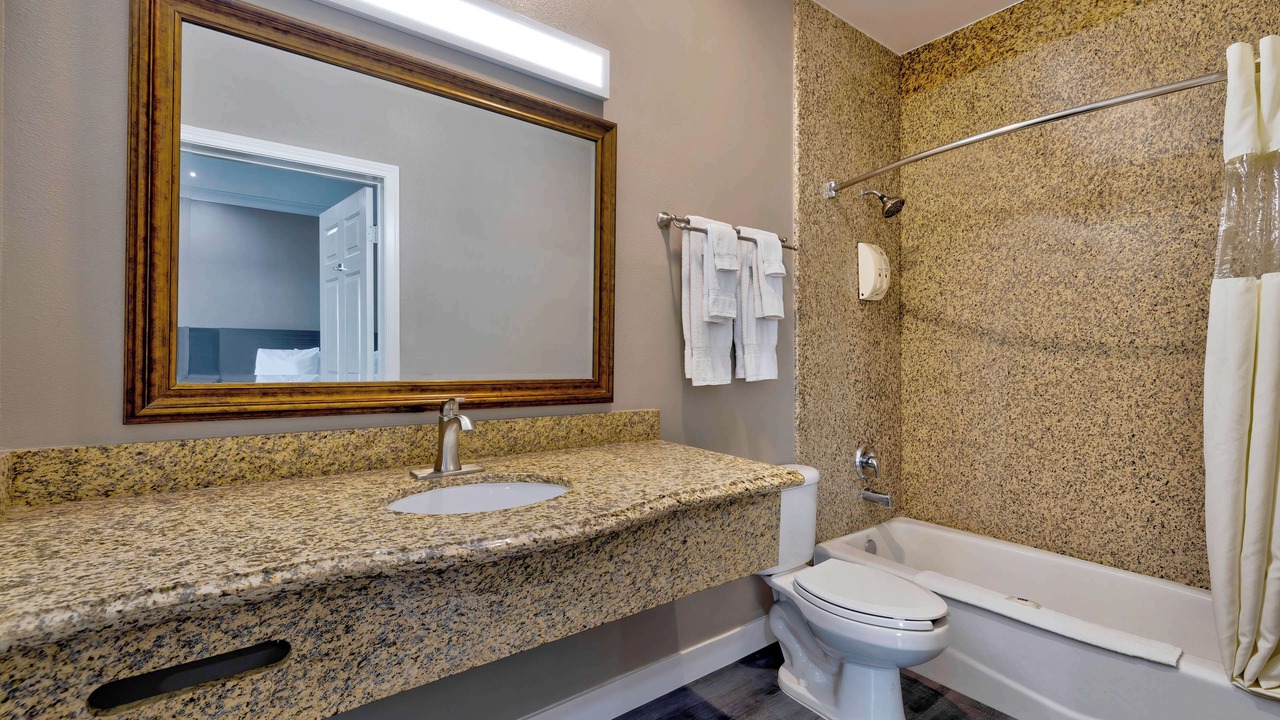 Photo of Bathroom in South Gate