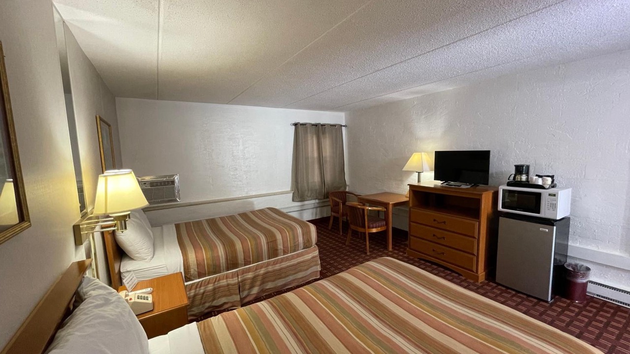 Photo of Others in Bennington