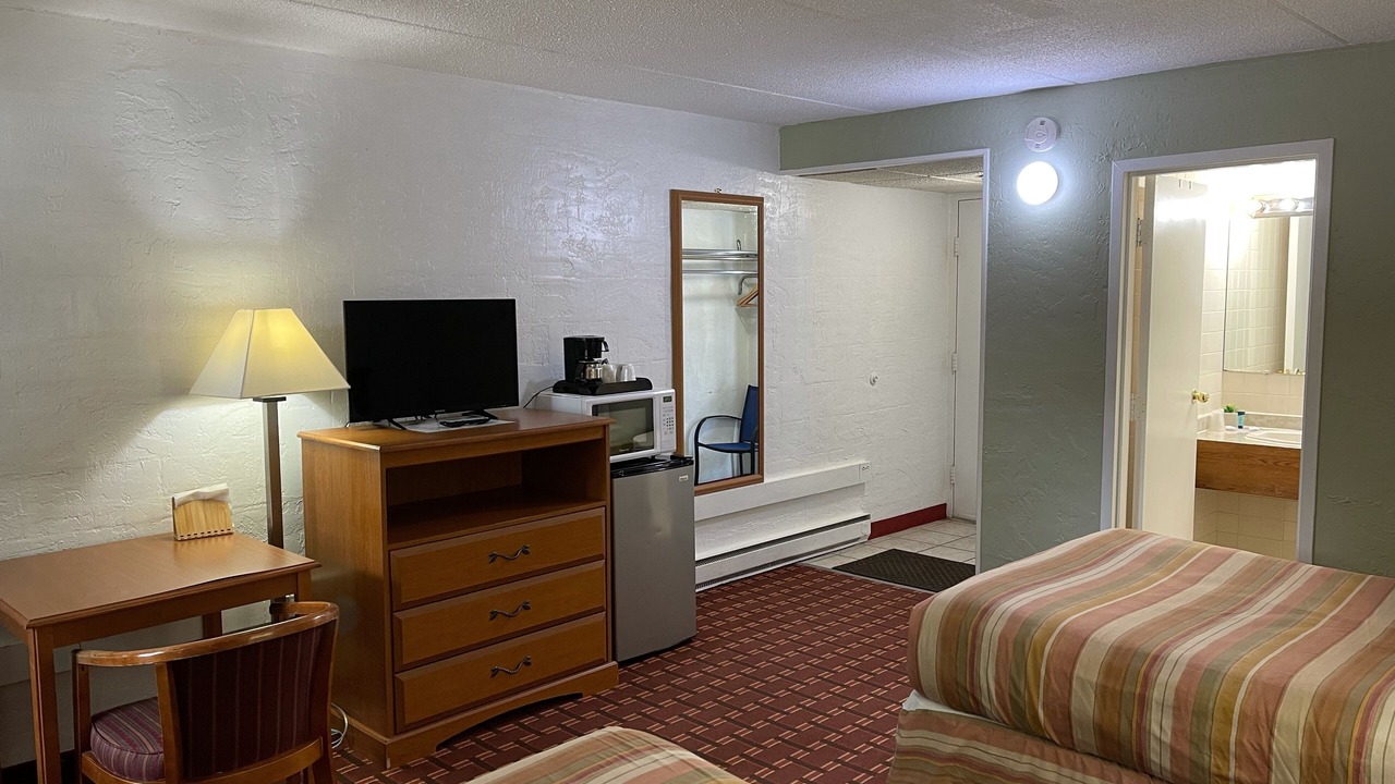 Photo of Others in Bennington