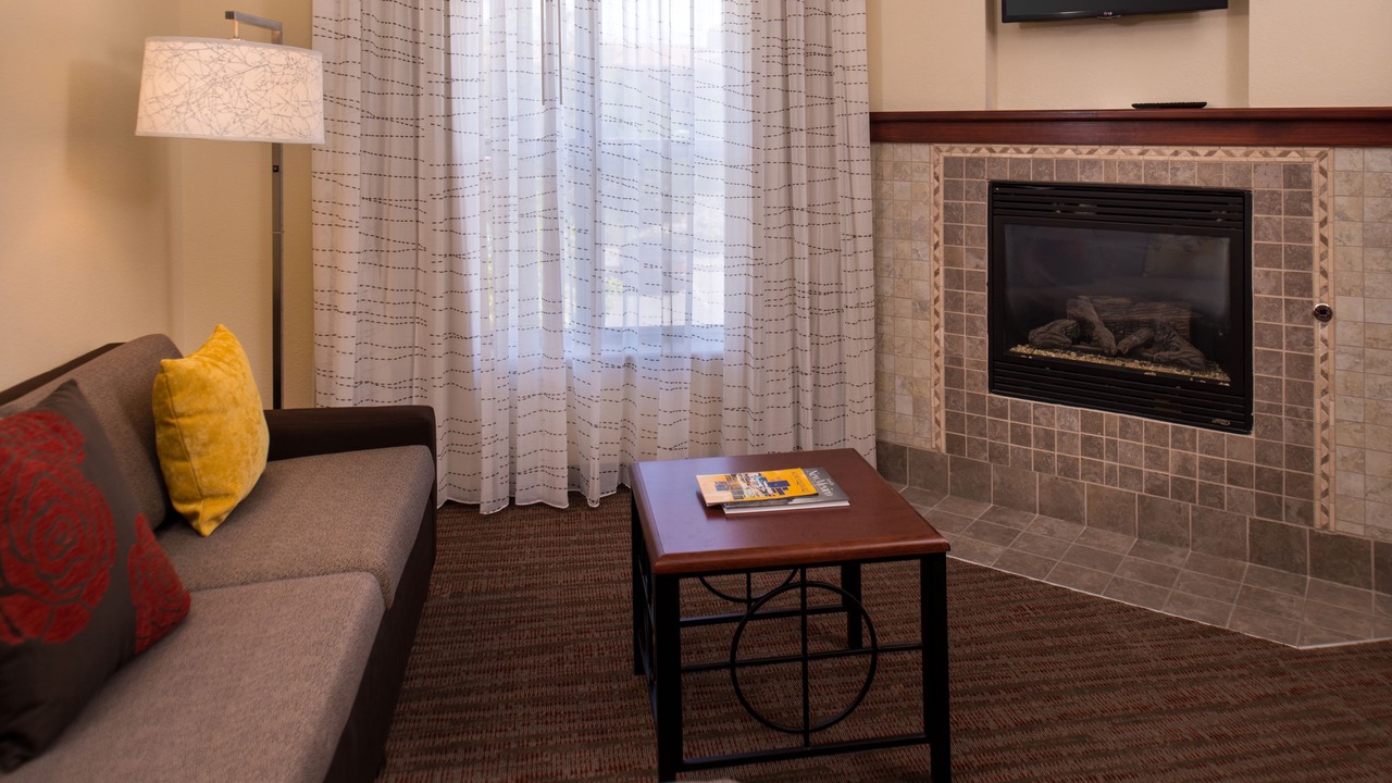 Photo of Livingroom in Victory Hills