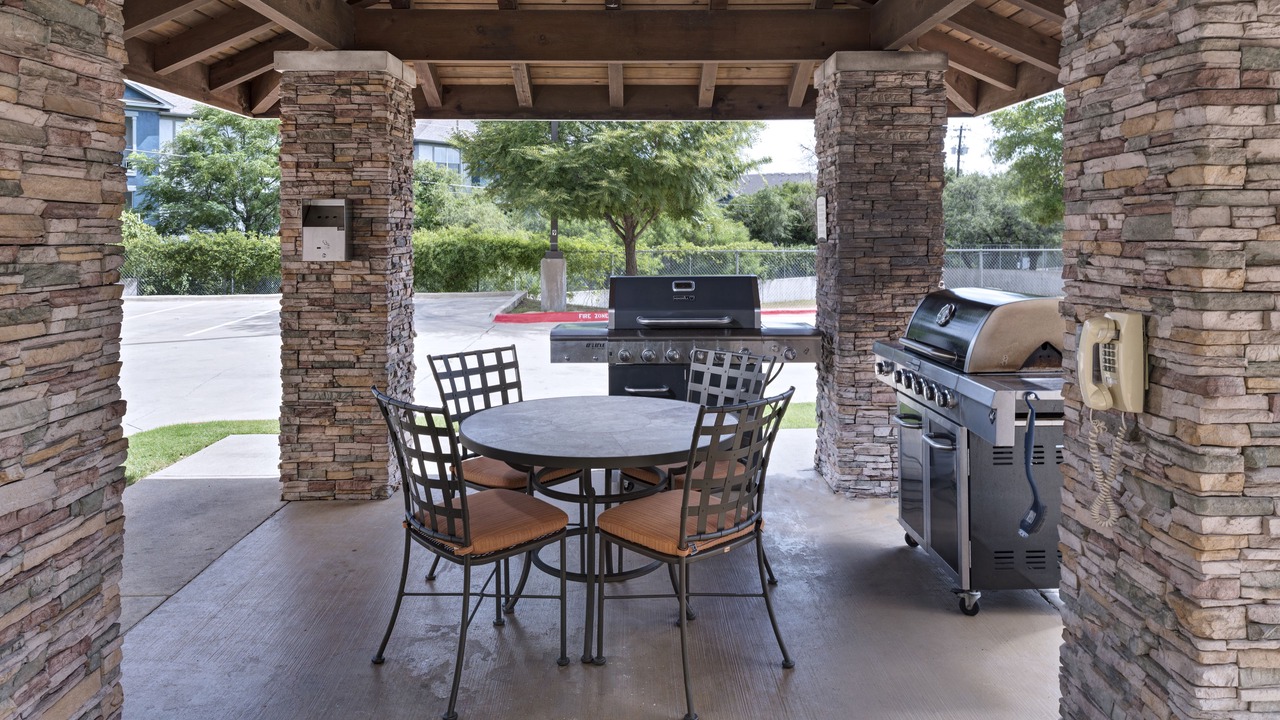 Photo of Outdoor in McNeil