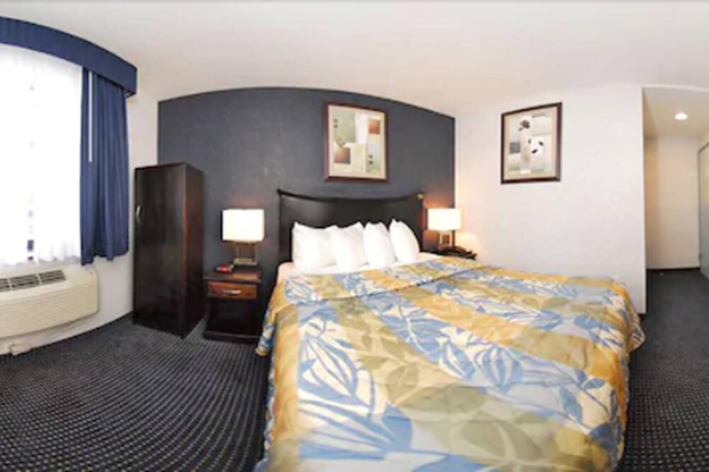 Photo of Bedroom in Queens