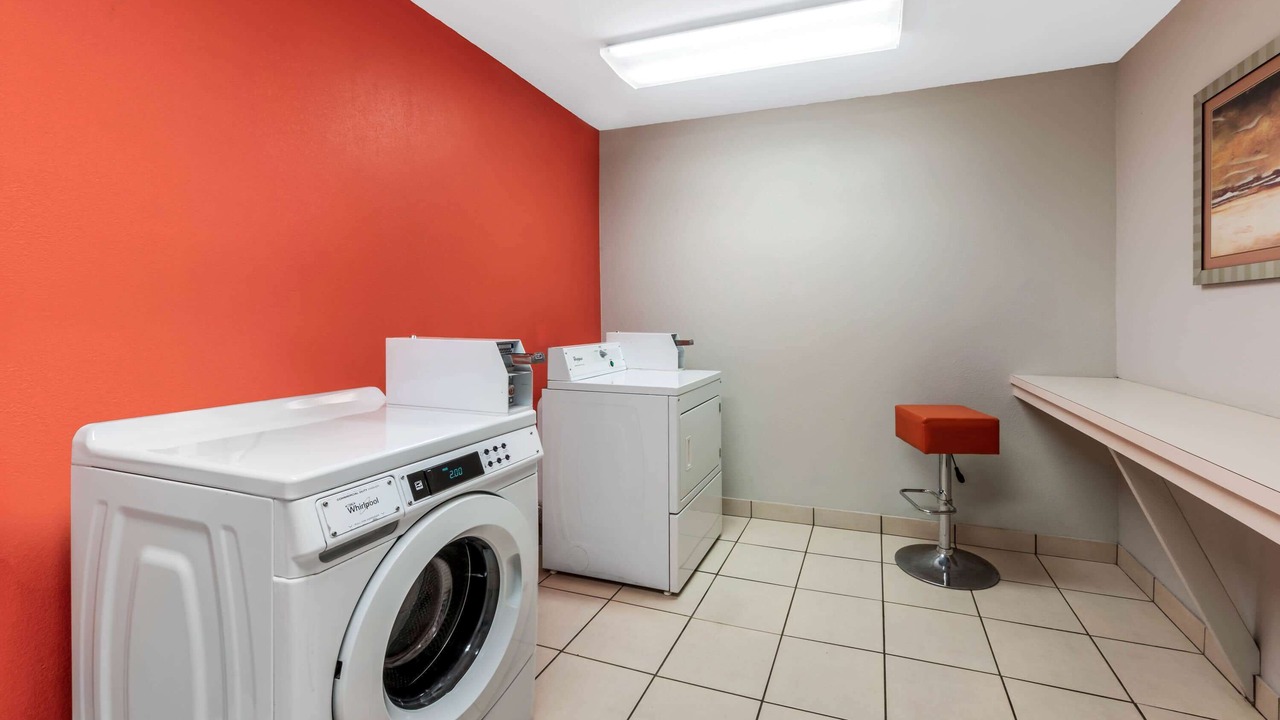Photo of Bedroom in Orange