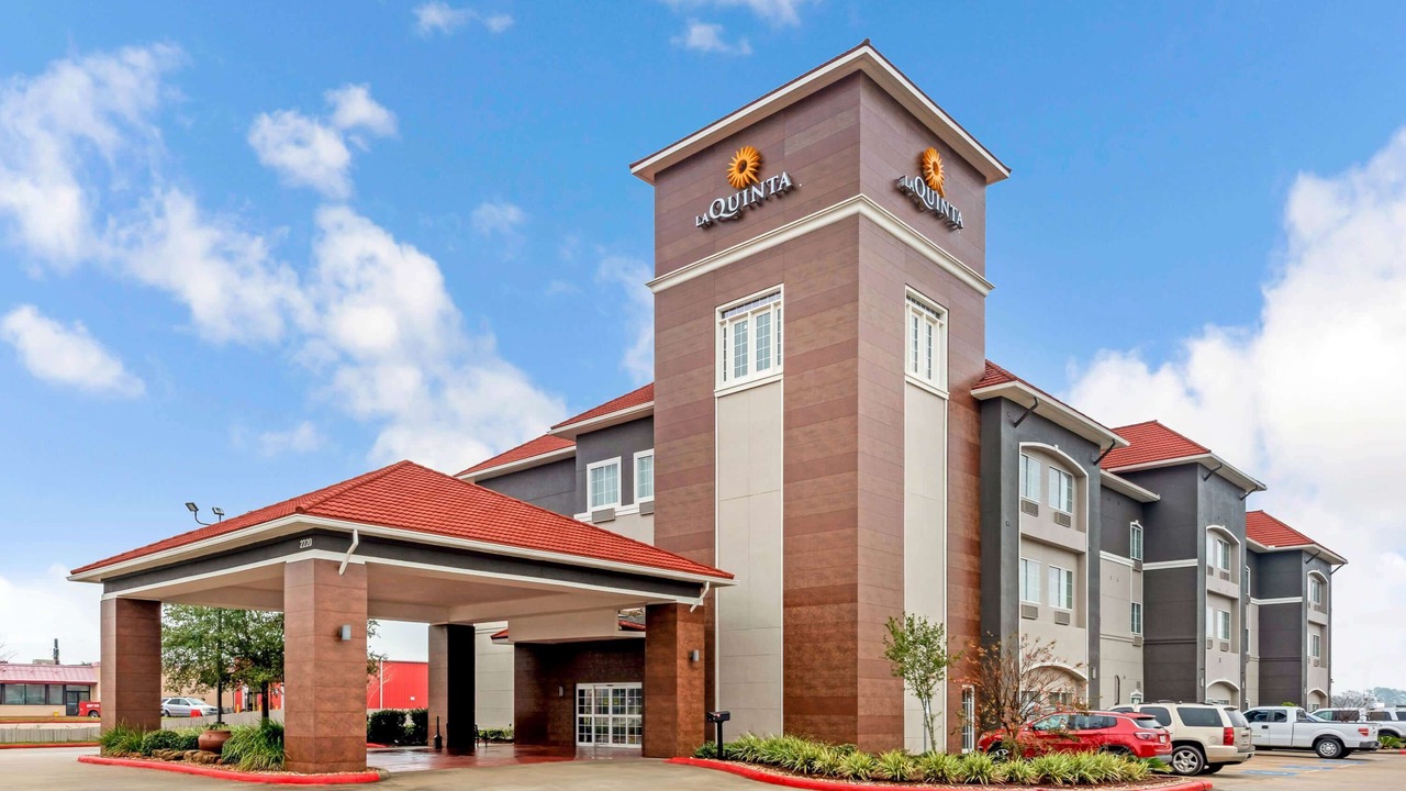Photo of Outdoor in Orange