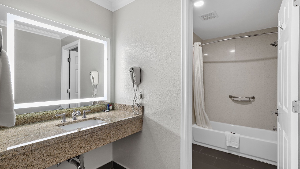 Photo of Bathroom in Kit Carson