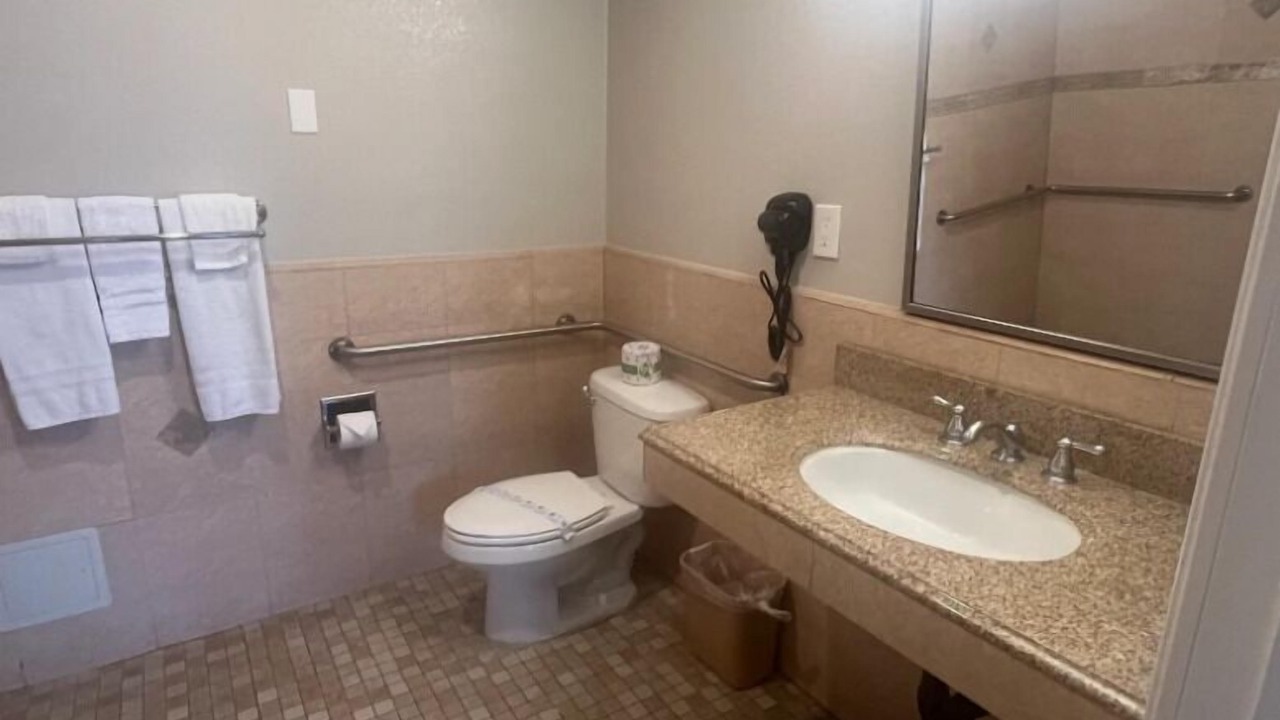Photo of Bathroom in Kit Carson