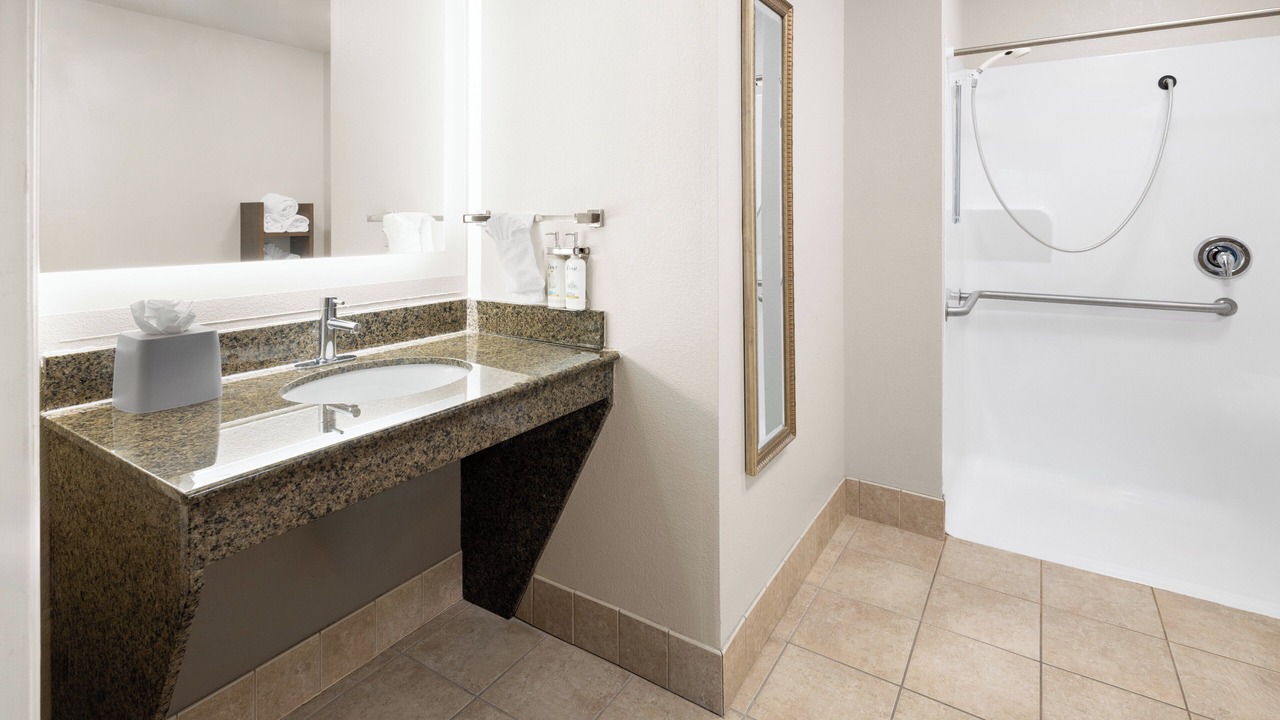 Photo of Bedroom in Harrisburg - Hershey