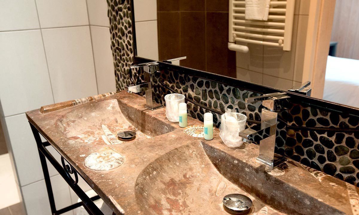 Photo of Bathroom in Ladoix-Serrigny