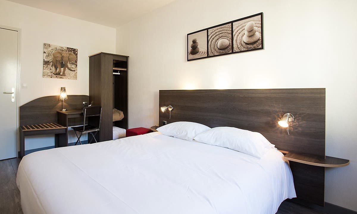 Photo of Bedroom in Ladoix-Serrigny