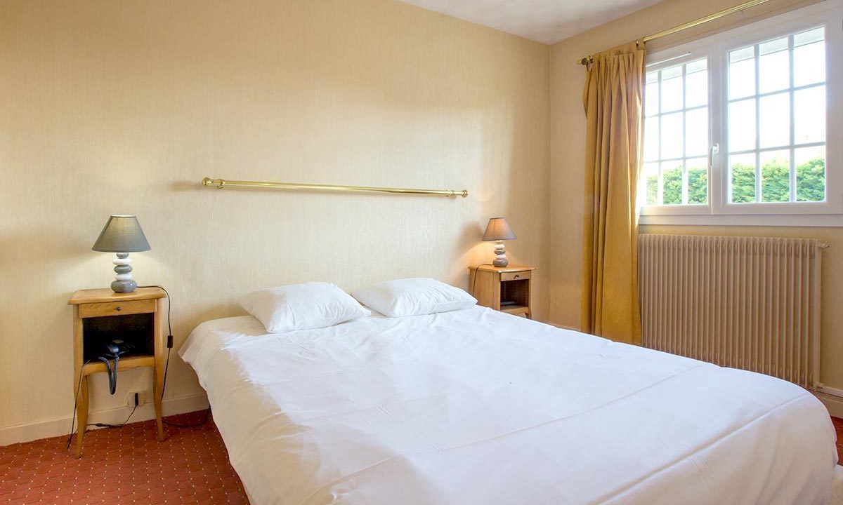 Photo of Bedroom in Ladoix-Serrigny