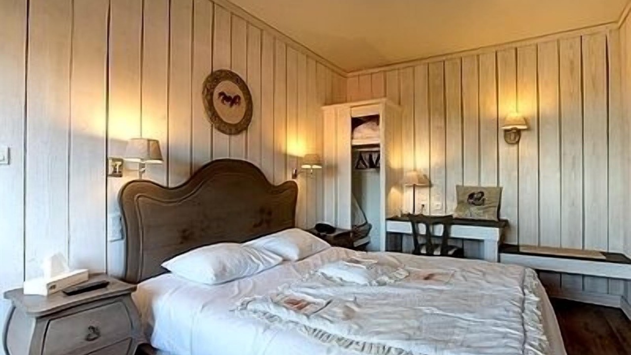 Photo of Bedroom in Ladoix-Serrigny