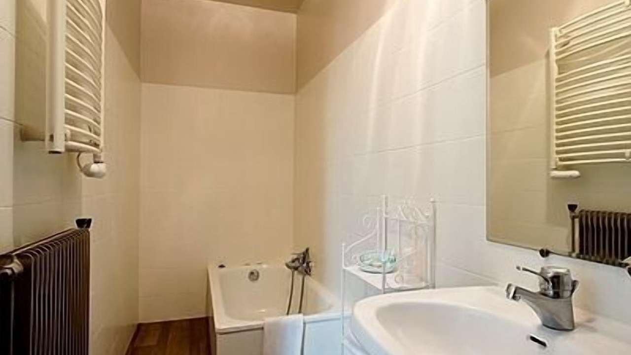 Photo of Bathroom in Ladoix-Serrigny