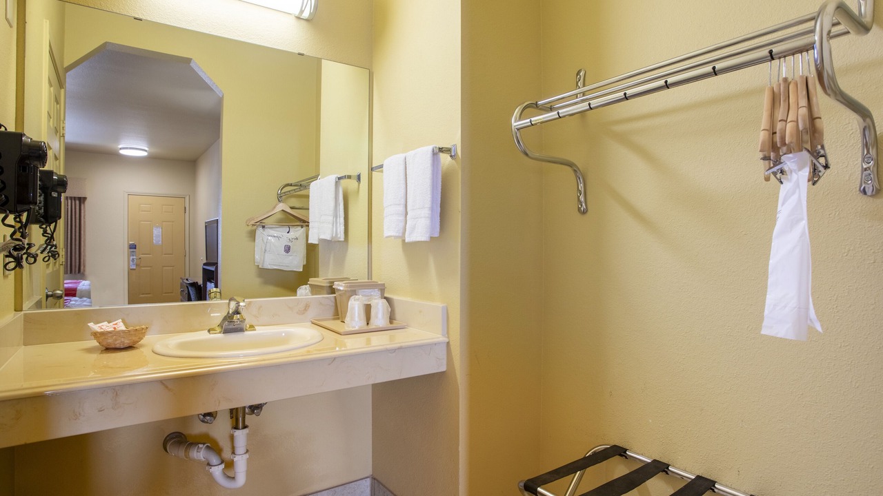 Photo of Bathroom in Valley View